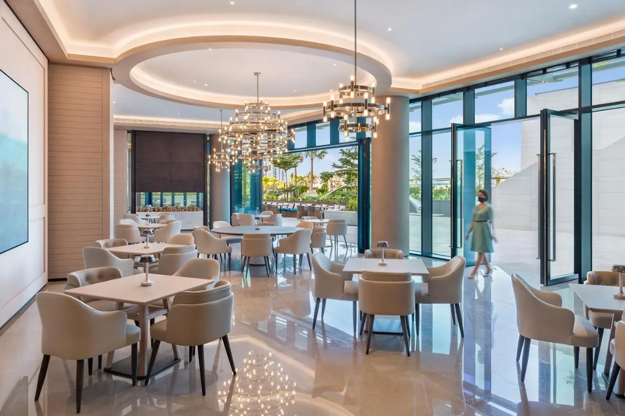 Address Beach Resort Dubai 5*,