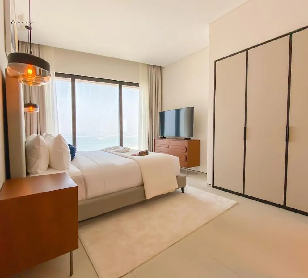 Address Beach Resort Dubai 5*,