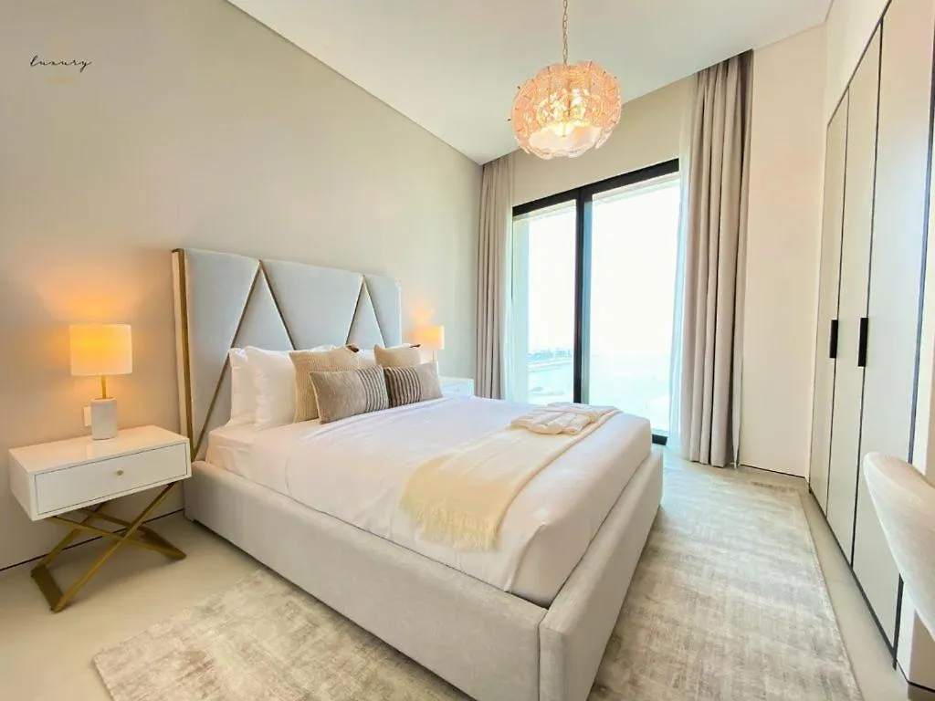 Address Beach Resort Dubai 5*,